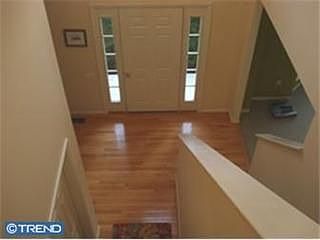 4th image of 32 Palo Ln