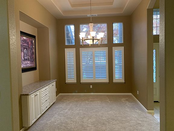 2nd image of 5021 Chardonnay Ct
