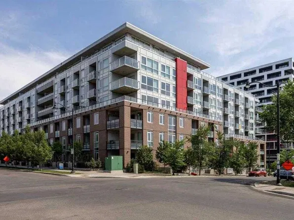 88 W 9th St NE #203, Calgary, AB T2E 4E1
