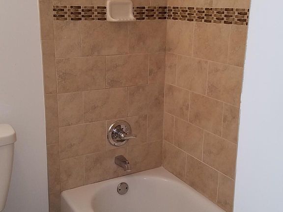 3rd image of 3417 Plaza Dr