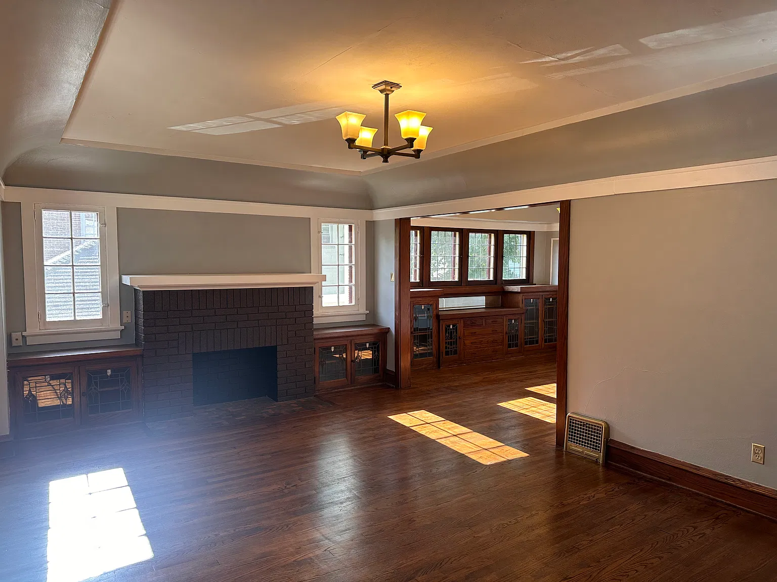 Lincoln Pl, Wauwatosa — Photo 3