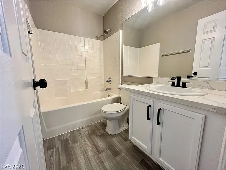 9924 Clover Field Ct — Photo 21