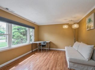 3 Desser Pl, Edison, NJ 08817