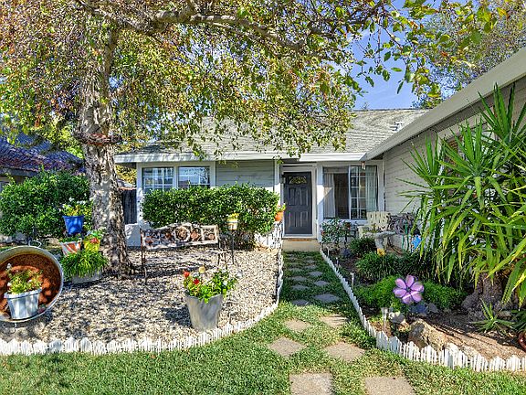 2nd image of 1042 Haman Way