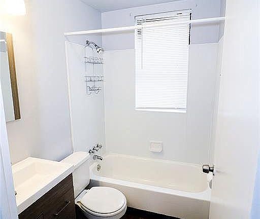 3rd image of 120 Seward St APT 301