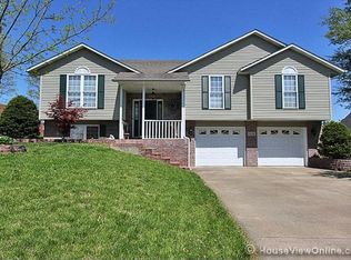 1118 Nell Green St, Jackson, MO 63755
