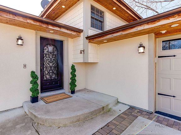 2nd image of 1133 Poplar Ct