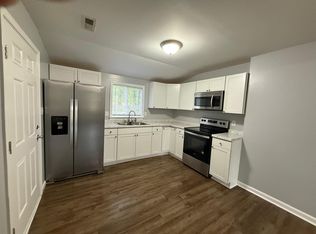 1616 Willow Rd, Greensboro, NC 27401