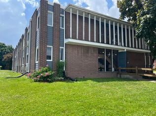 3515 48th St APT 101, Kenosha, WI 53144
