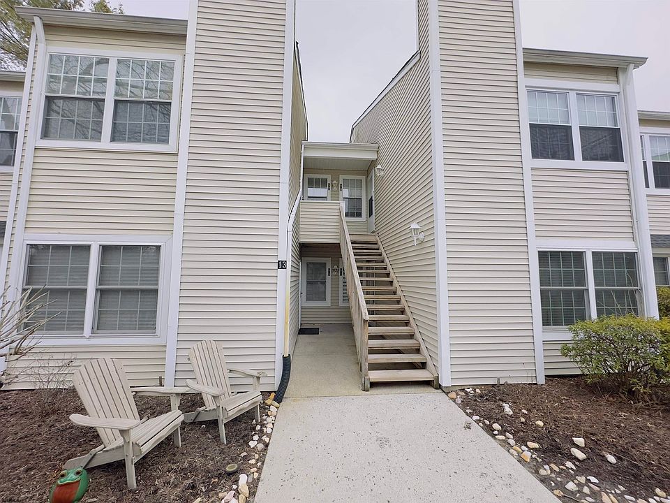 1st image of 87 Driftwood Ct #13