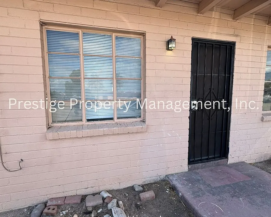 2201 E Grant Rd #19