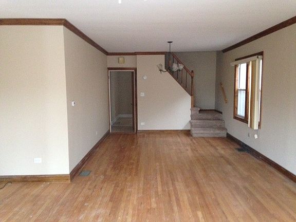 3rd image of 7913 W Elmgrove Dr