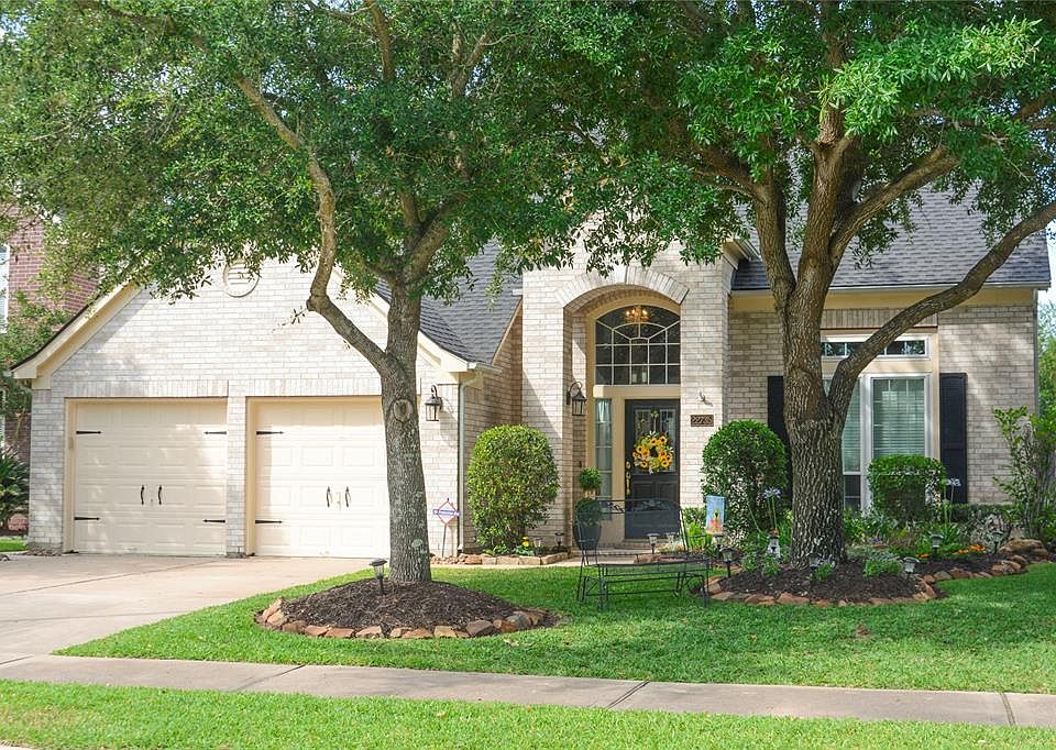 1st image of 22735 Cascade Springs Dr