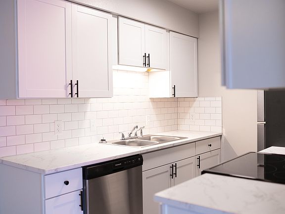 5th image of 63 S 22nd Ave #16107078