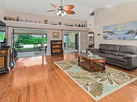 3rd image of 22680 Forest View Dr