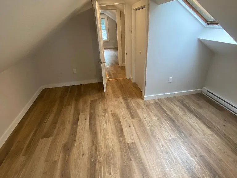 4 Beverly Ter — Photo 19