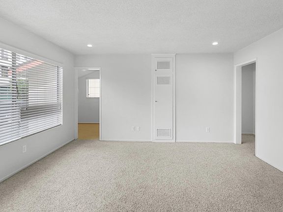 4th image of 1219 Barry Ave APT 4