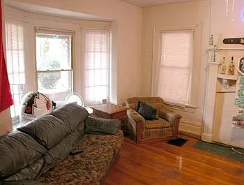 Summit St 1772-1774 NCR — Photo 4