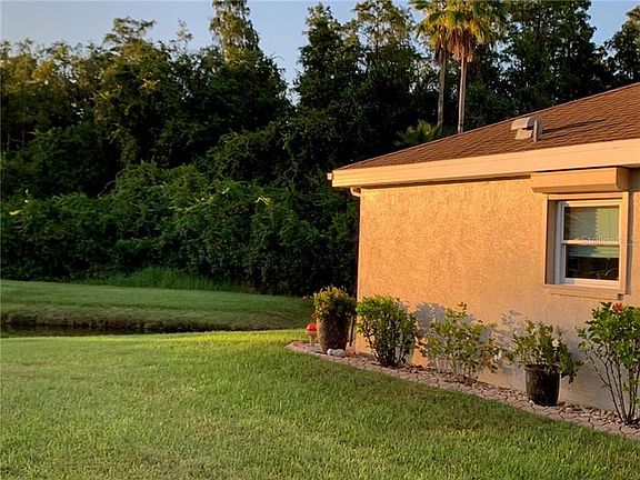 5th image of 839 Manchester Woods Dr #25