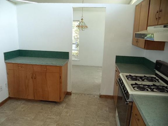 5th image of 6814 N 18th St