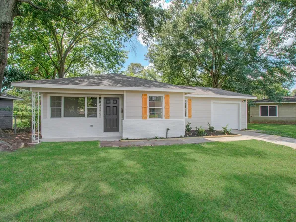 4375 W Broadway Street, Beaumont, TX 77707