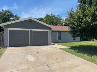 6517 Bernadine St, Fort Worth, TX 76148