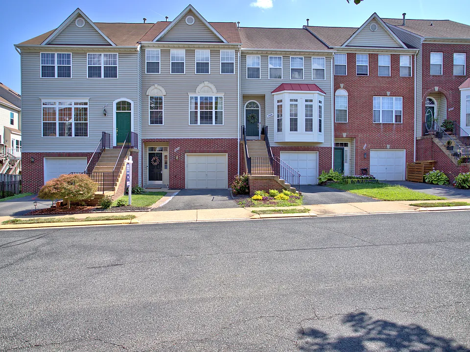 14679 Seasons Dr