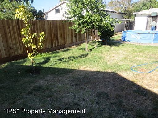 2nd image of 1122 N 11th St
