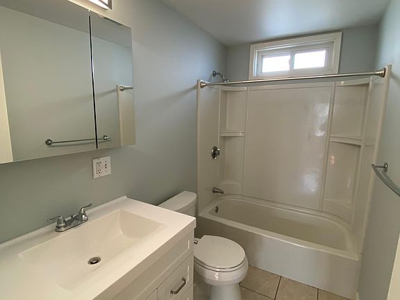 3rd image of 180 Elm St