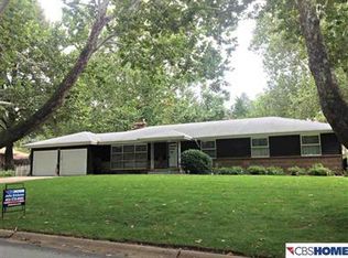 2021 S 88th St, Omaha, NE 68124