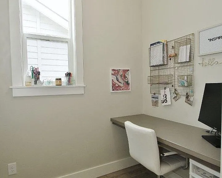 3316 E Girdner Dr — Photo 3