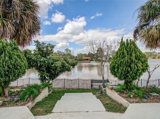 714 Sandpiper Dr, Sugar Land, TX 77478