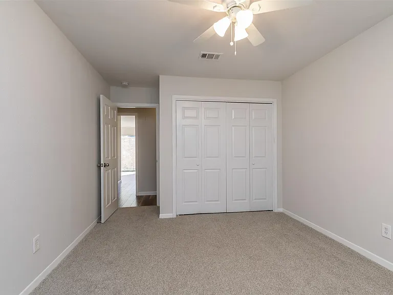 46 N Deerfoot Cir — Photo 20