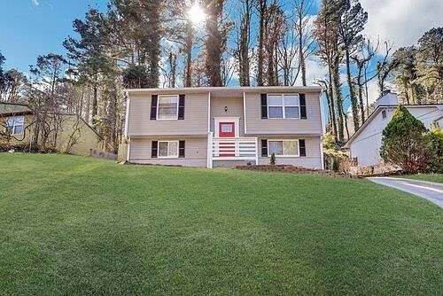 1st image of 1418 Silver Lake Dr