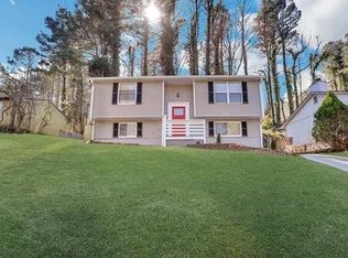1418 Silver Lake Dr, Norcross, GA 30093
