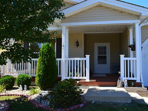 3rd image of 3206 Whirlaway Ct