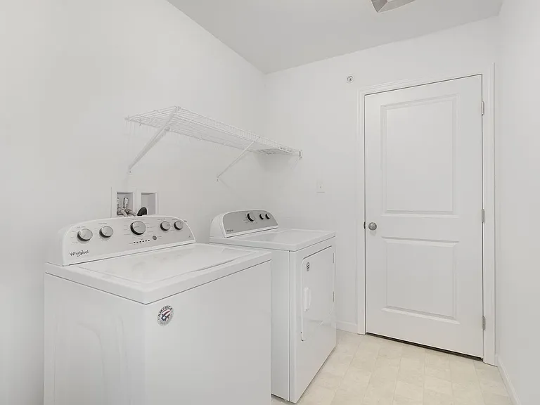 3257 Lark Way — Photo 24