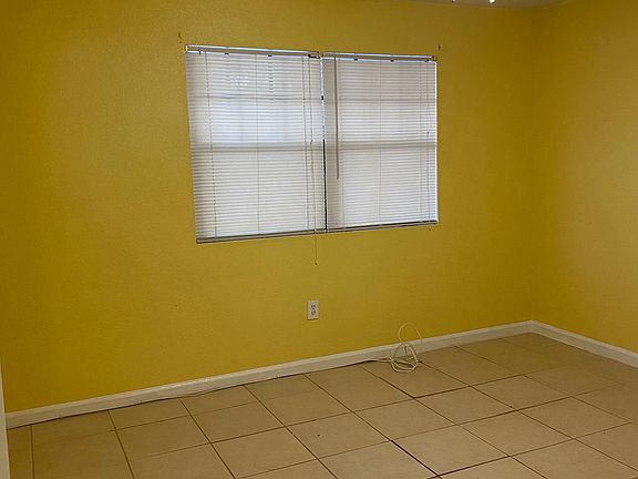 2nd image of 202 Pine Violet Ct