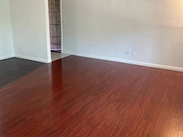 Apt 7222 Whittier — Photo 22