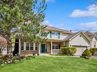 33879 N Summerfields Dr, Gurnee, IL 60031