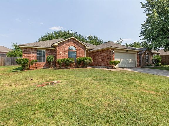4th image of 17324 Cedarwood Dr
