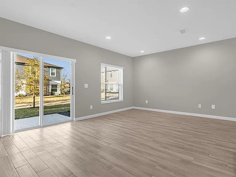 164 Cape Honeysuckle Pl — Photo 11