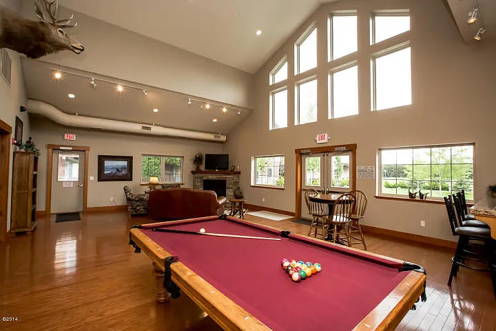 Furnished 2 Bedroom With Loft, 2.5 Bathroom Condo — Photo 4