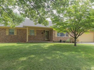 1110 Cherry Hills Dr, Mount Vernon, IN 47620