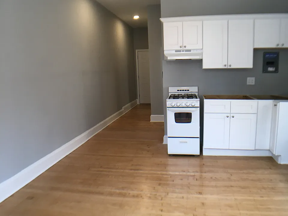 405 S 40th St #2R