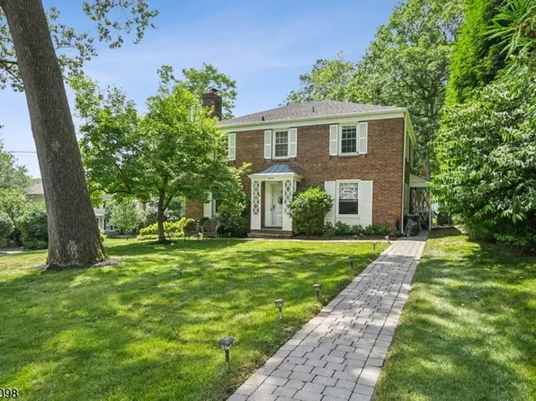 305 Lupine Way, Short Hills, NJ 07078