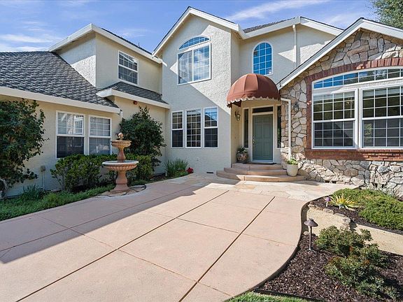 3rd image of 2045 Rockrose Ct