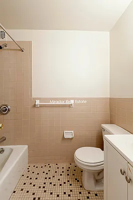 Rented by Mirador Real Estate | media 22