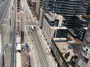 11 Wellesley St W #1610, Toronto, ON M4Y 0G4