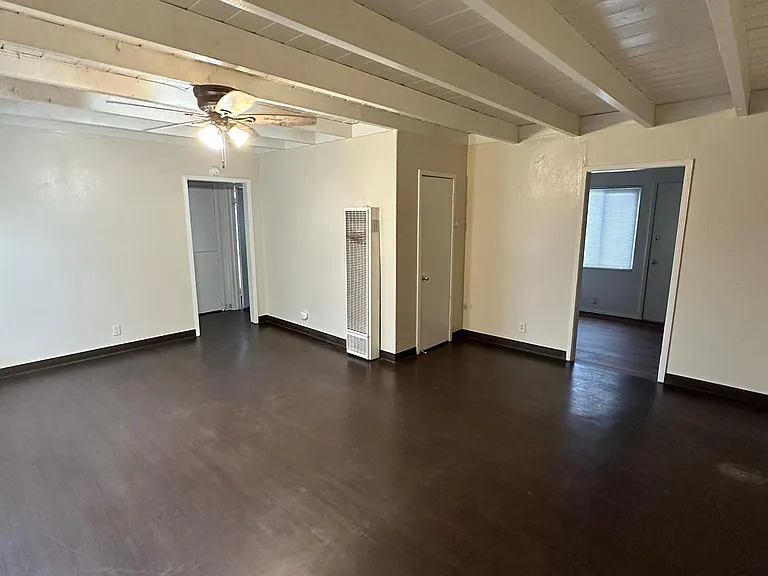 337 W Hampton Way — Photo 2